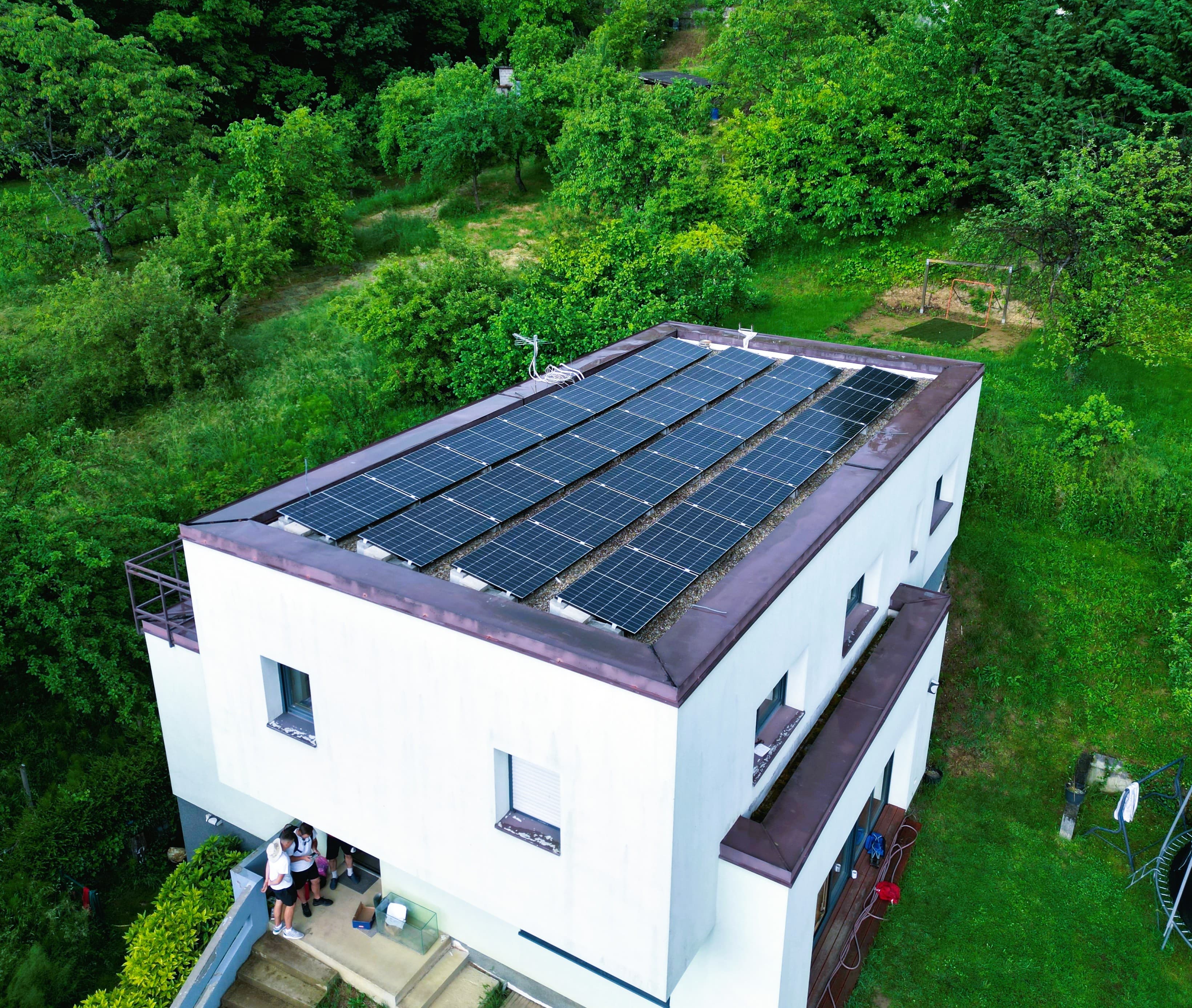 Sunballast, konstrukcija Solarni paneli za ravni krov, Solarna elektrana zagreb